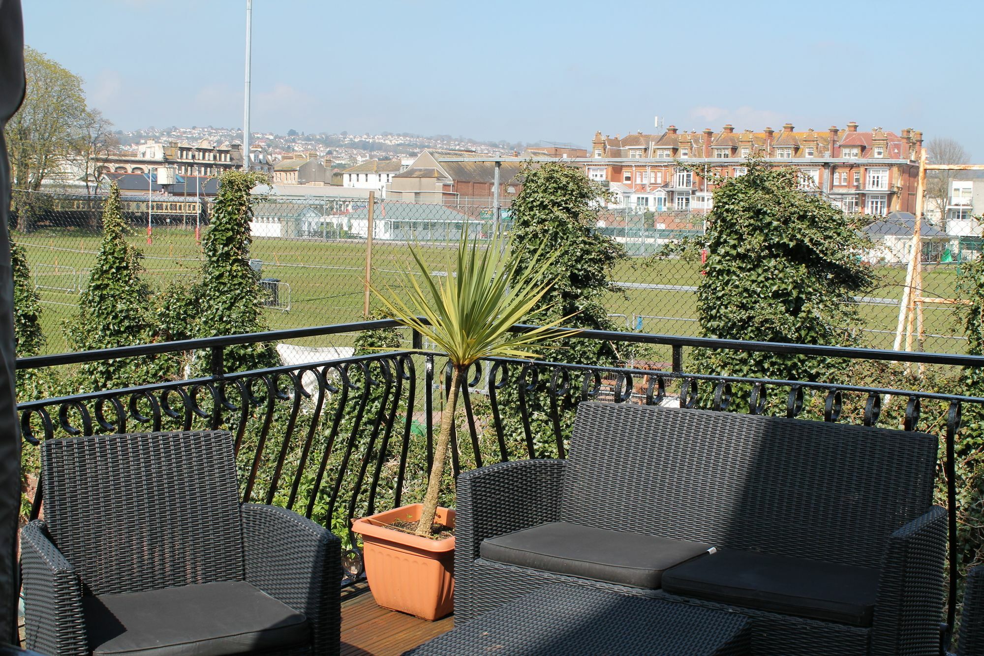Гостевой дом The Ashleigh 4*